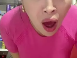 Sara-Funn's Live Sex Cam Show