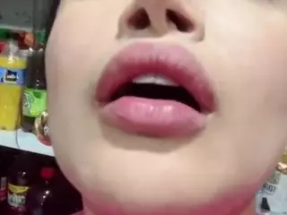 Sara-Funn's Live Sex Cam Show