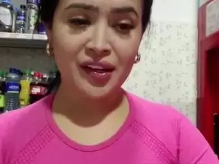 Sara-Funn's Live Sex Cam Show