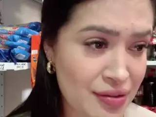 Sara-Funn's Live Sex Cam Show