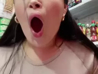 Sara-Funn's Live Sex Cam Show