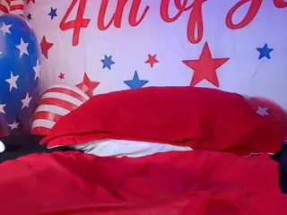 zoe-12's Live Sex Cam Show
