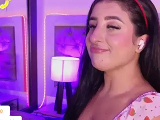 Linoshka's Live Sex Cam Show