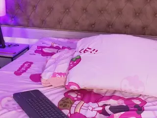 Linoshka's Live Sex Cam Show