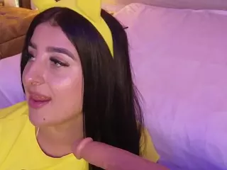 Linoshka's Live Sex Cam Show