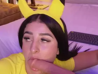 Linoshka's Live Sex Cam Show