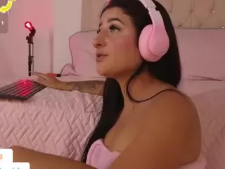 Linoshka's Live Sex Cam Show