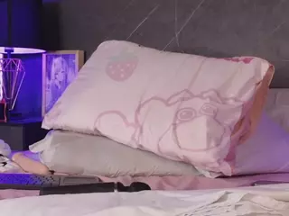 Linoshka's Live Sex Cam Show