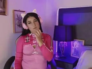 Linoshka's Live Sex Cam Show