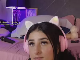 Linoshka's Live Sex Cam Show