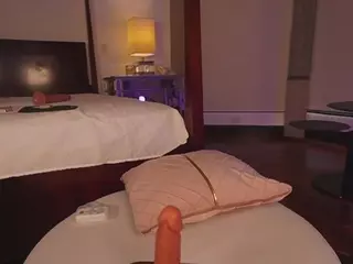KatyeRave's Live Sex Cam Show