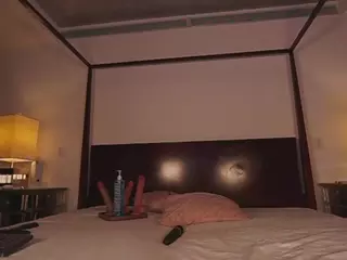 KatyeRave's Live Sex Cam Show