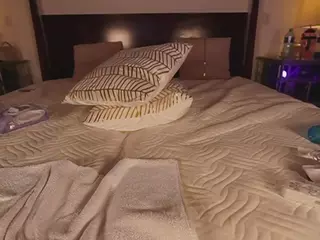 KatyeRave's Live Sex Cam Show