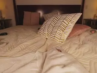 KatyeRave's Live Sex Cam Show