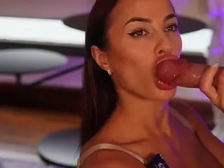 KatyeRave's Live Sex Cam Show
