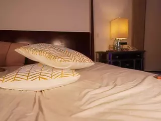 KatyeRave's Live Sex Cam Show