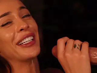 KatyeRave's Live Sex Cam Show