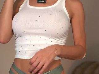 Live cam show with KatyeRave