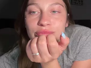 Savanna's Live Sex Cam Show