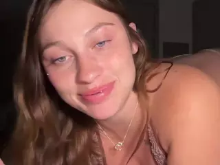 Savanna's Live Sex Cam Show