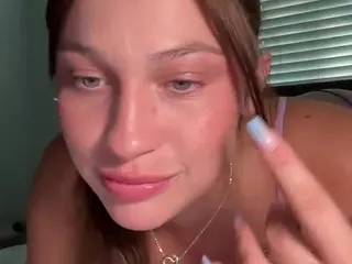 Savanna's Live Sex Cam Show