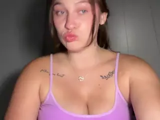 Savanna's Live Sex Cam Show