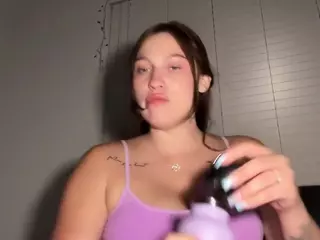 Savanna's Live Sex Cam Show