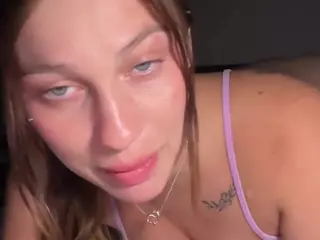 Savanna's Live Sex Cam Show