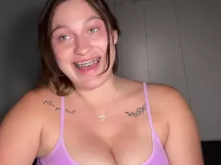 Savanna's Live Sex Cam Show