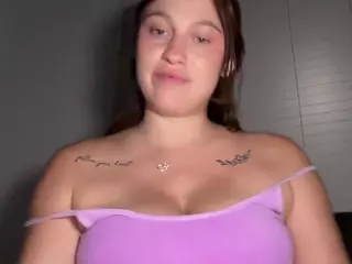 Savanna's Live Sex Cam Show