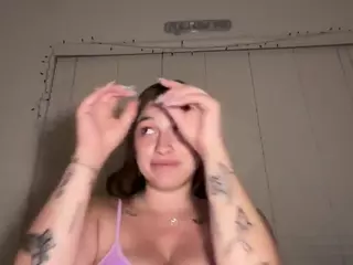 Savanna's Live Sex Cam Show