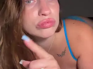 Savanna's Live Sex Cam Show