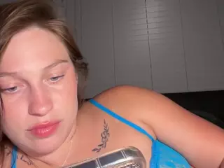 Savanna's Live Sex Cam Show
