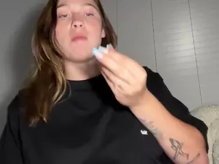 Savanna's Live Sex Cam Show