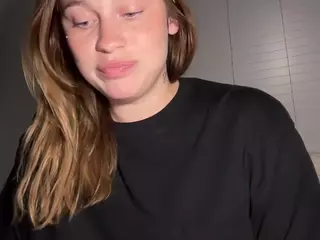 Savanna's Live Sex Cam Show