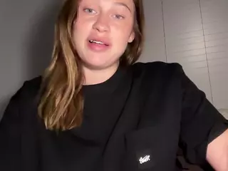 Savanna's Live Sex Cam Show