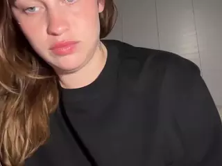 Savanna's Live Sex Cam Show