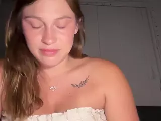 Savanna's Live Sex Cam Show