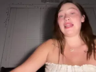 Savanna's Live Sex Cam Show