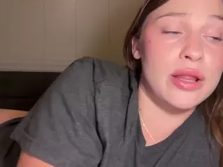 Savanna's Live Sex Cam Show