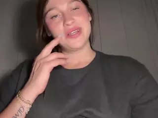 Savanna's Live Sex Cam Show
