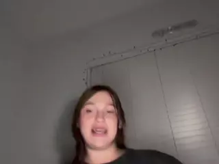 Savanna's Live Sex Cam Show