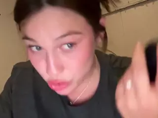 Savanna's Live Sex Cam Show