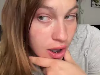 Savanna's Live Sex Cam Show