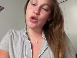 Savanna's Live Sex Cam Show