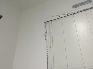 Savanna's Live Sex Cam Show