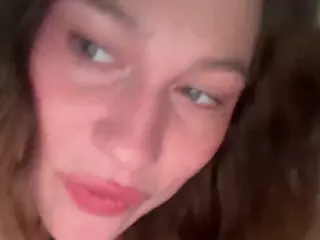 Savanna's Live Sex Cam Show