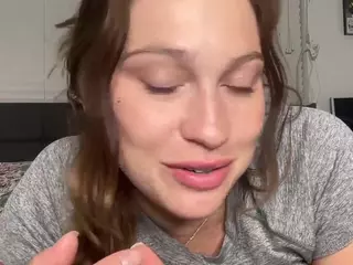 Savanna's Live Sex Cam Show