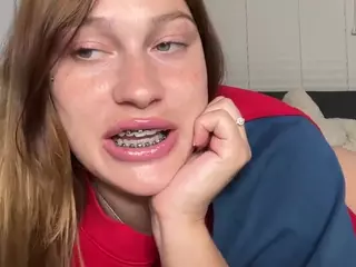 Savanna's Live Sex Cam Show