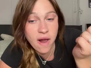 Savanna's Live Sex Cam Show